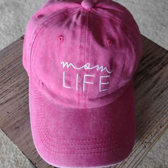 Mom Life Hot Pink Embroidered Hat One Size Fits Most NWOT - Picture 3 of 5